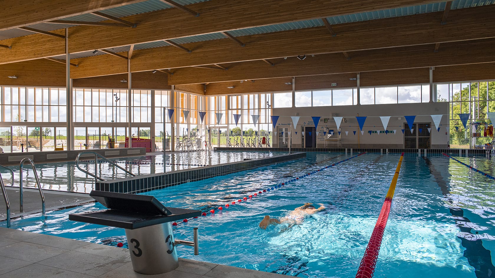 AP-MA architecture - Centre aquatique d'Azay-le-Brûlé