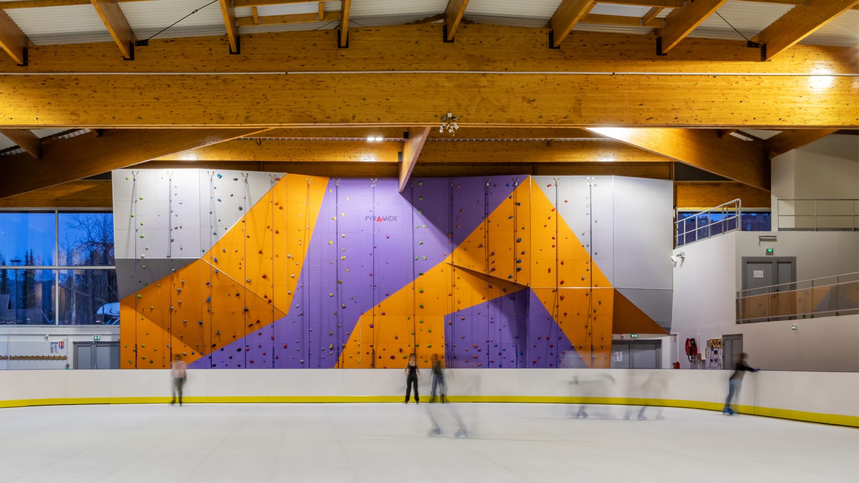 AP-MA architecture - Centre aquatique de Gérardmer : patinoire et mur d'escalade