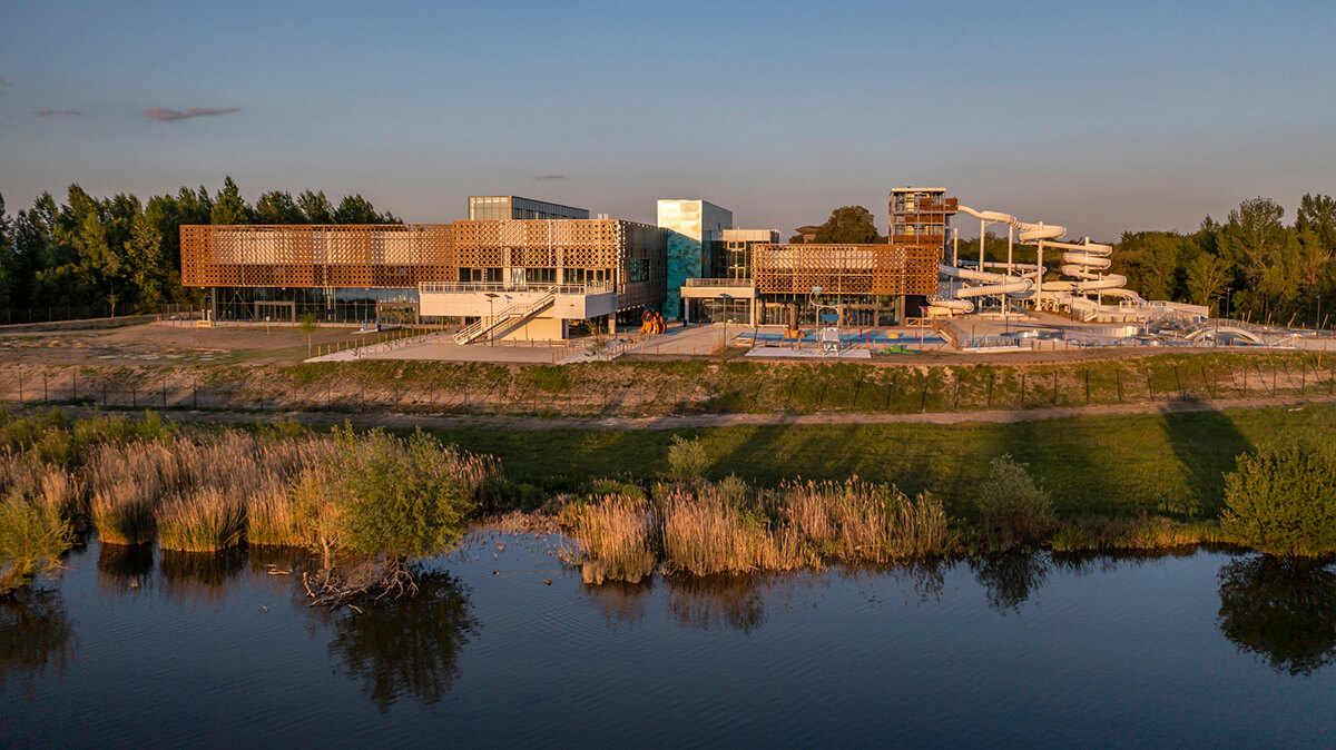 APMA architecture - Centre aquatique de Libourne en lice pour les Green Solutions Awards